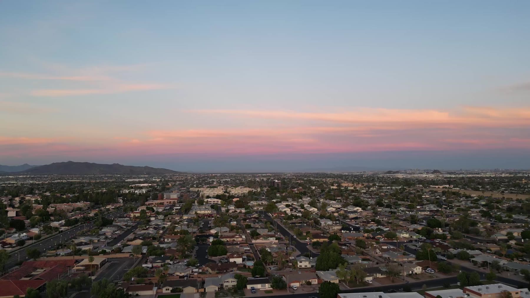 Aerial view of the Phoenix and Scottsdale, Arizona valley at dusk